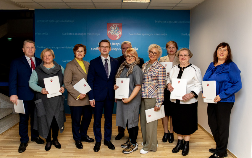 pasirašytas susitarimą dėl pernai sudarytos Lietuvos nacionalinės sveikatos sistemos (LNSS) šakos kolektyvinės sutarties atnaujinimo